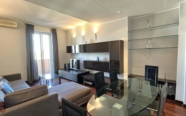 Appartamento in Viale Boezio - zona City Life, Portello 0