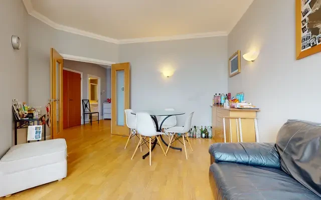Whitehouse Apartments 4