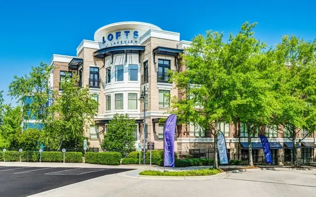 Lofts at Lakeview Apartments 4