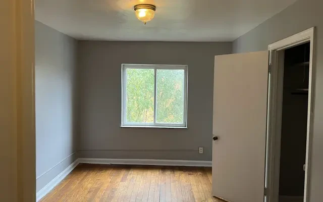 1665 Anita Place 2