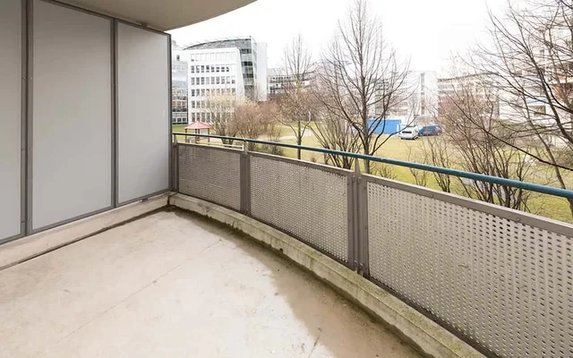 Birkerstrasse 32DE-02-052M 4