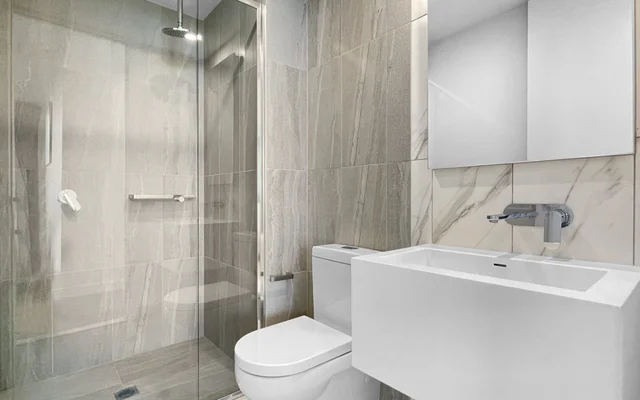 803 Dandenong Road 4