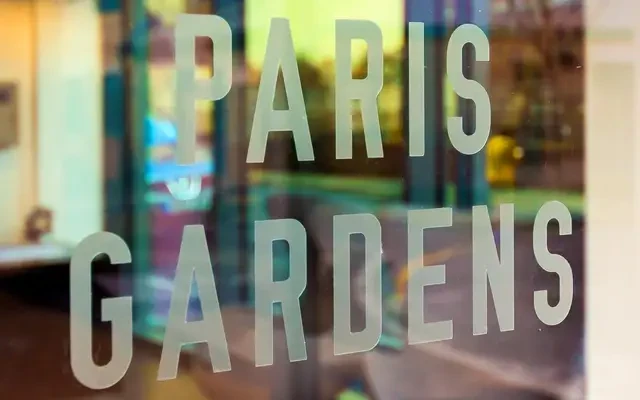 Lit IQ Paris Gardens 0