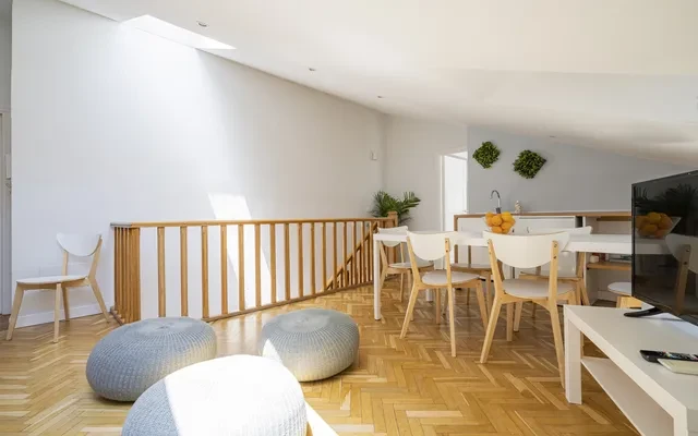 C/ SEGOVIA, 67, 2°A, 28005 MADRID 0