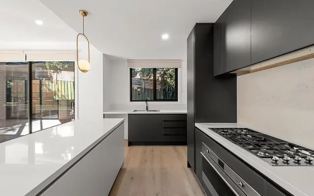 2/5 Myers Court, Doncaster 1