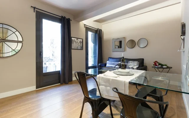 Carrer d'Entenca 1508 2