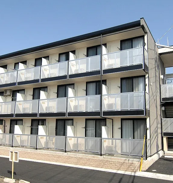 レオパレス緑町