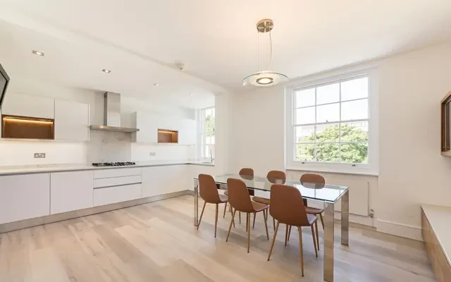 Connaught Square, London, W2. W2 2HL 3