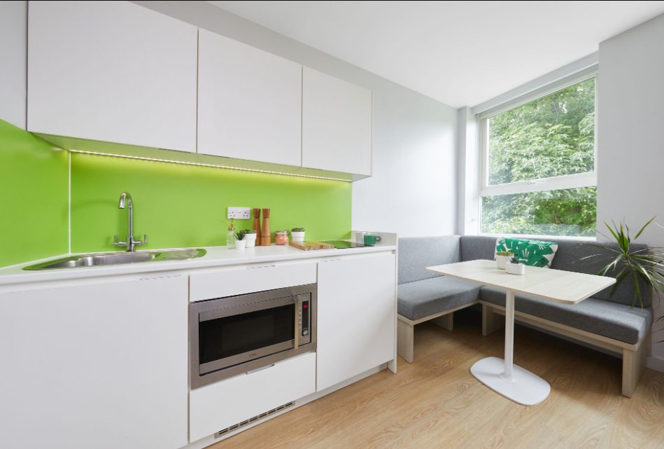 Platinum Plus Studio