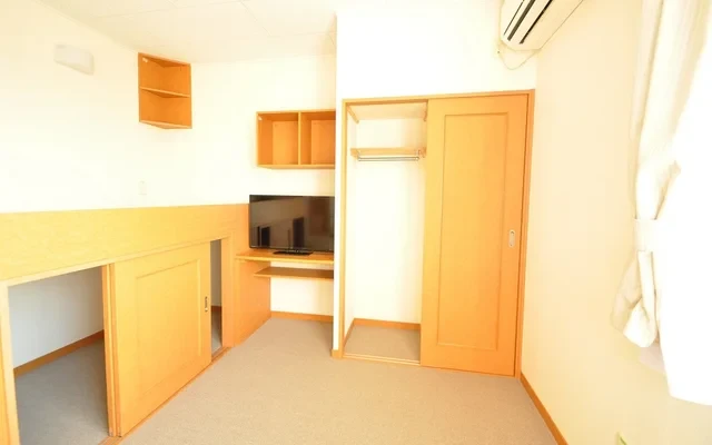 レオパレスアイフィールド - Takaoka student accommodation - 207号房间(带独立厨房)