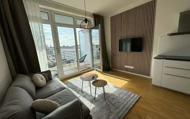 Luxerioeses, neues 2 Zi Apartment mit Weitblick im Prenzlauer Berg 0