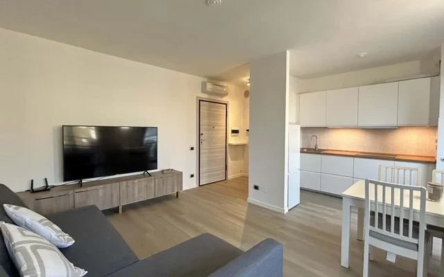 Appartamento con Balcone in Piazza Roma, Pero 0