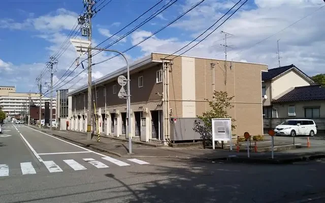レオパレスアクシス 0
