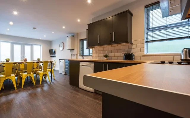 13 St Peters Street 0