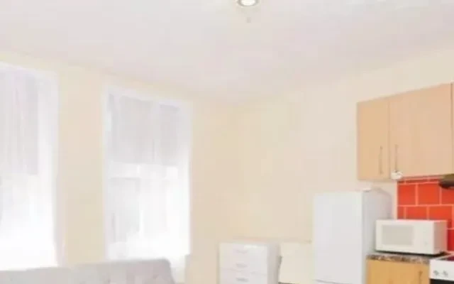 LH-East Tenter Street Tower Hamlets 0