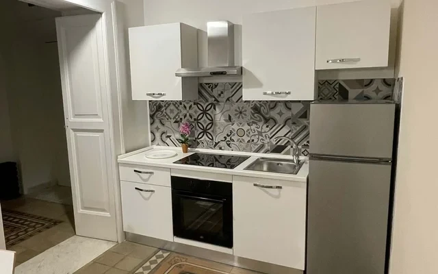 Monolocale - Corso Umberto I 4