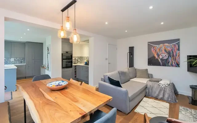 Elmwood Road, Herne Hill, London, SE24 9NR 0