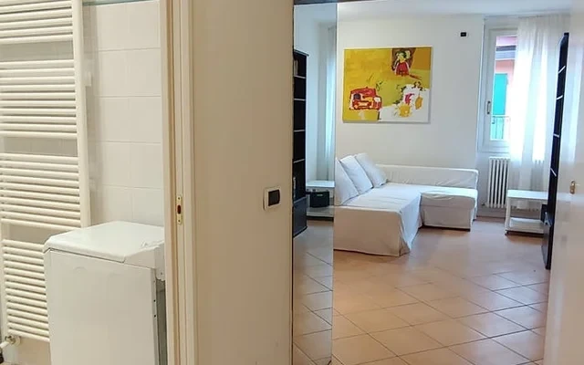 Via Mirasole 1