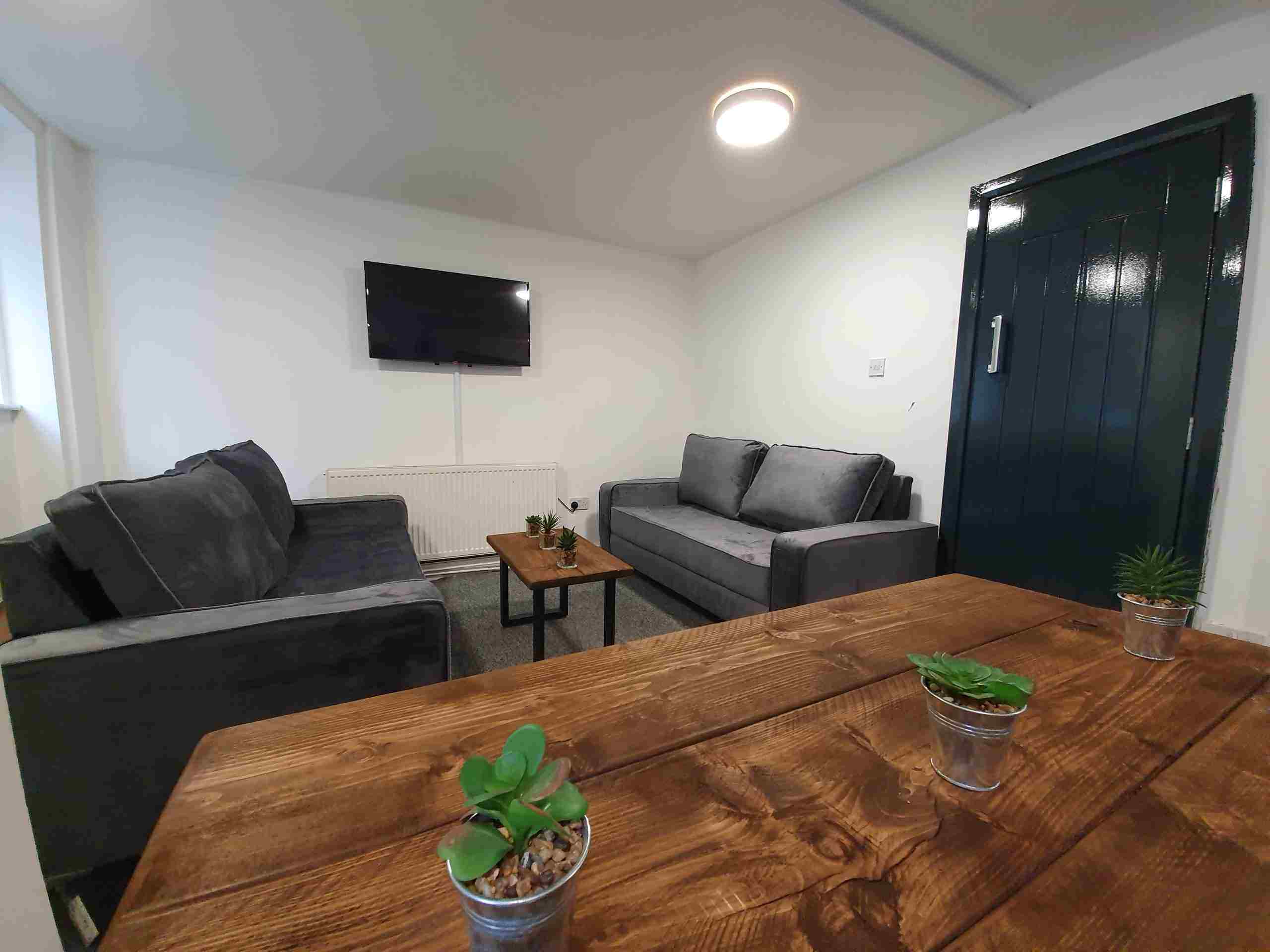 36 Cardigan Street, L15