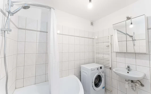 Two Room Apartment 2
