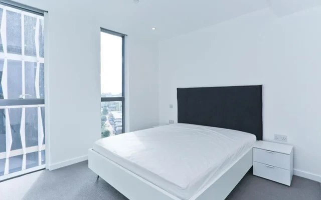 Eighty Eight Wood Lane 4