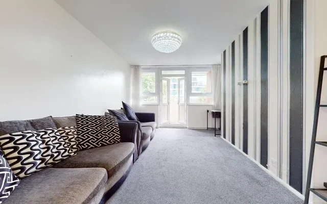 LH-Cuthbert House - London student accommodation
