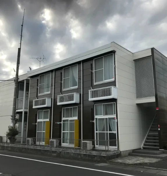 レオパレスファミーユ
