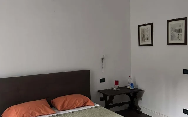 Appartamento in centro a Modena con due camere da letto 3
