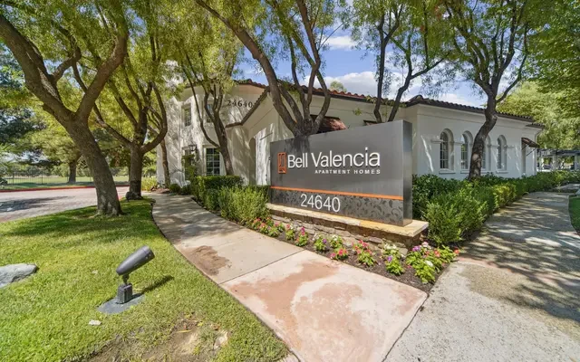 Bell Valencia 0