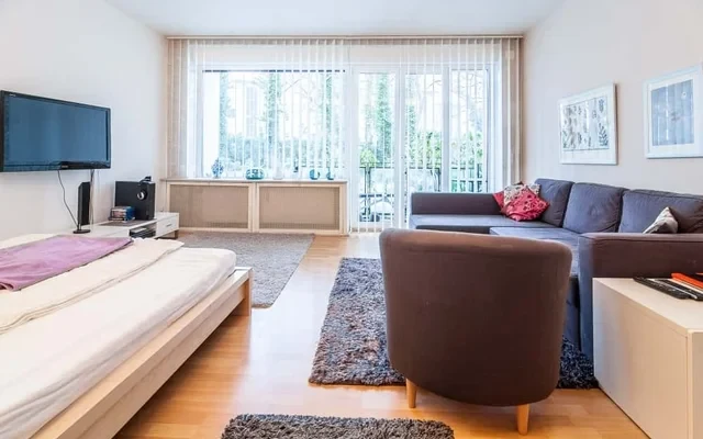 Karola - Studioapartment mit Garten 0