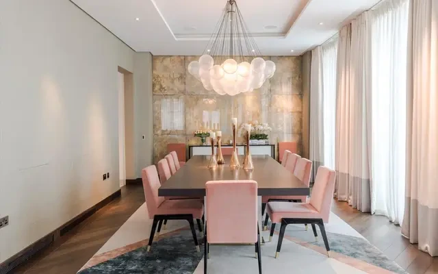 Mayfair, 77 South Audley Street, London, W1K 1JG 1