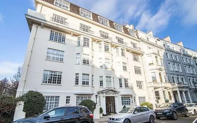 Stanford Court, Cornwall Gardens, South Kensington, London, SW7 4AB 1
