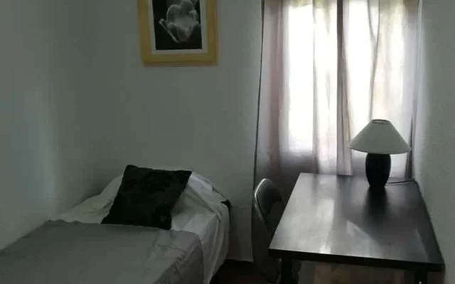 Structure in : Hacienda de Pavones 43 | Habitacion 1 Madrid, Spain 1