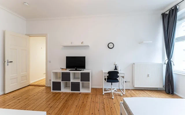 Studio Apartment 3