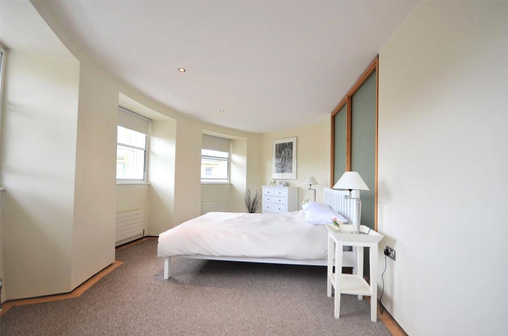 3 bedrooms 2 bathrooms