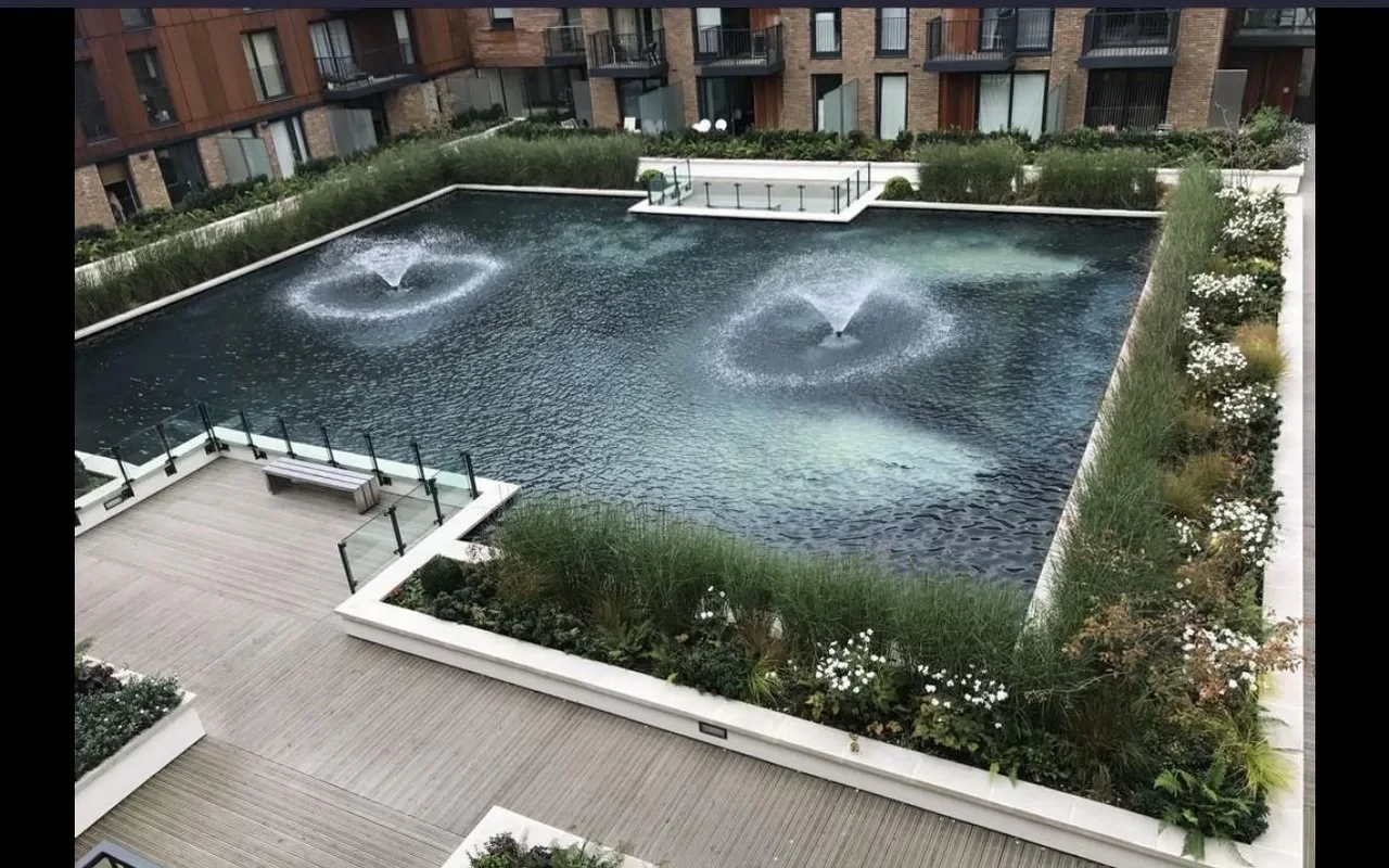 London， Mary Rose Square，2b2b次卧招女生室友 3