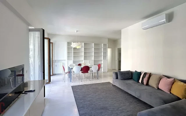 Appartamento in Via Ippolito Nievo - zona City Life, Tre Torri, Sempione (NIEVO40C-trilo) 0