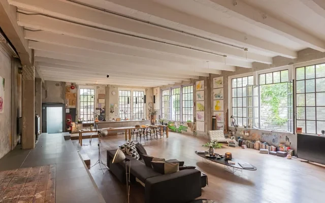 Design Loft with Private Parking 0