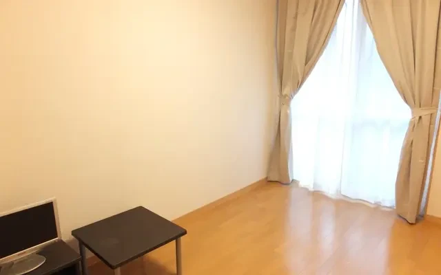 レオパレスラトナ 3