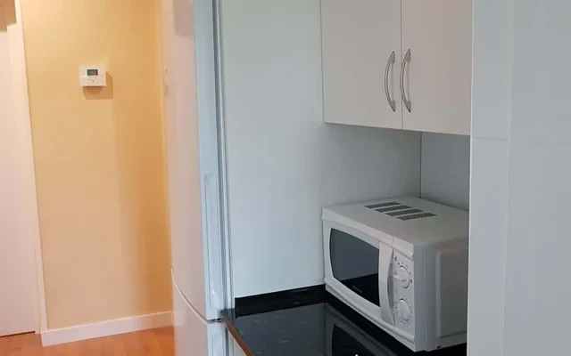 AO43 4