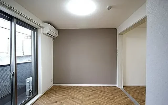 Entrance Life Takaragaike 202 0