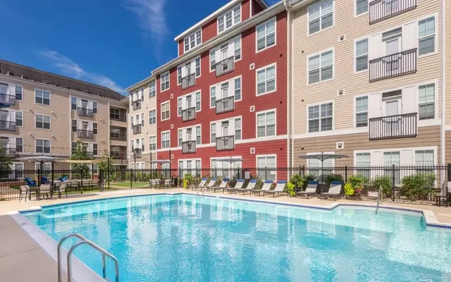 Bell Annapolis on West-Interim 0