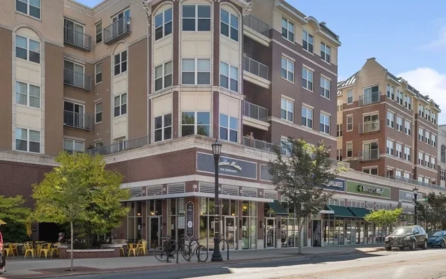 AMLI Evanston 2
