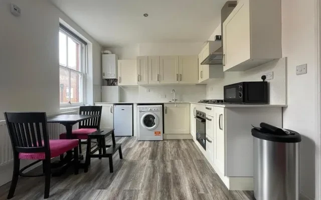 LH-Settles Street 2