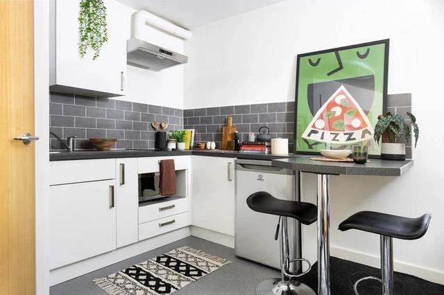 uhomes.com | Student Accommodation, Housing, Flats, Apartments for Rent