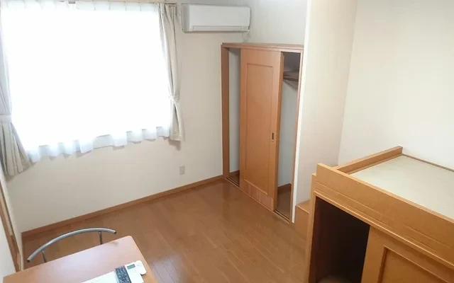 レオパレスウィング - chỗ ở sinh viên tại Thành phố Sechuang - 102号房间(带独立厨房)