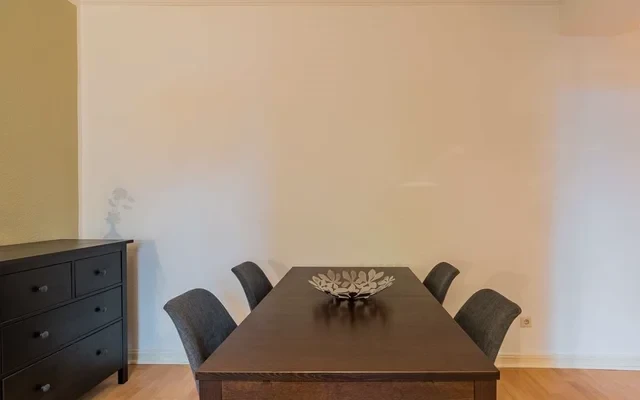 Kameruner Strass 2