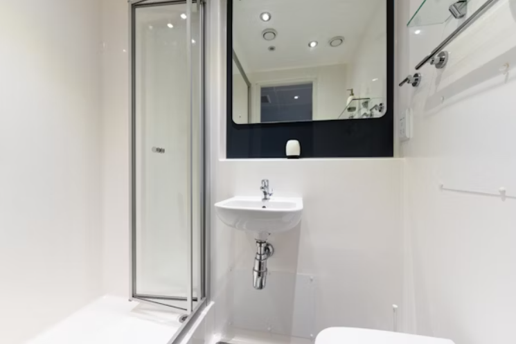 Studio Bronze (new style)