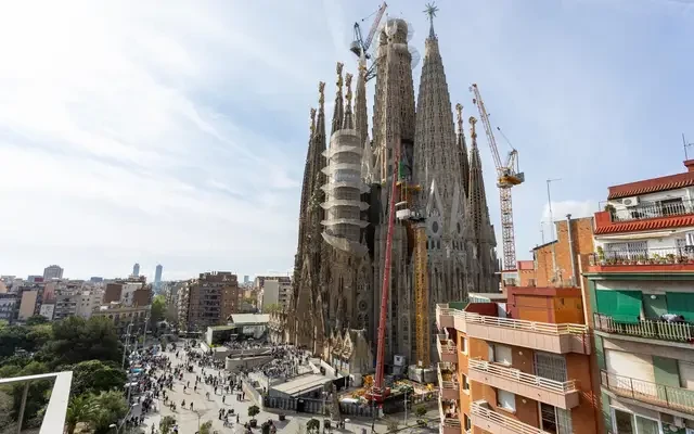 apartment in La Sagrada Família (Eixample) 0