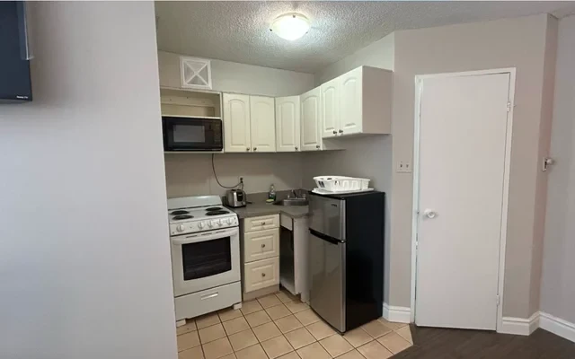 100 Pembroke Street - Toronto student accommodation - Studio Apartment